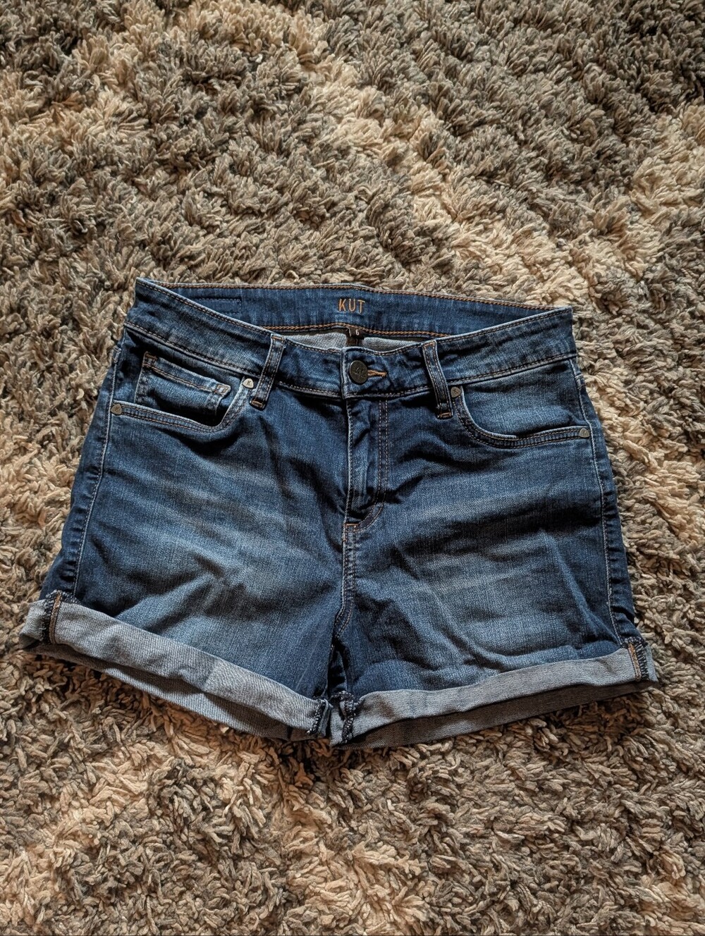 Kut from the Kloth Indigo Roll-Cuff Denim Shorts Size 6